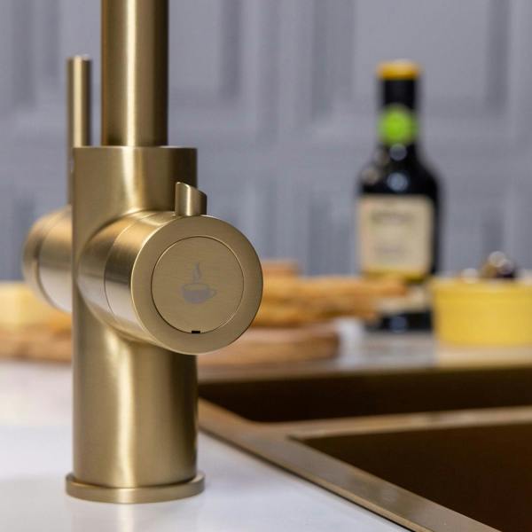 Flode svan | 3 in 1 Instant Boiling Tap | Brushed Brass Finish