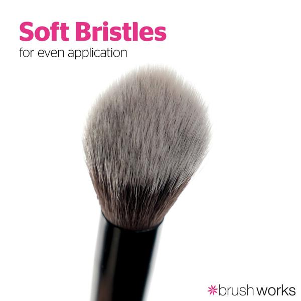 Brushworks No. 13 Highlight Brush