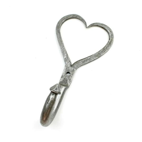 Cast Iron Heart Single Hook