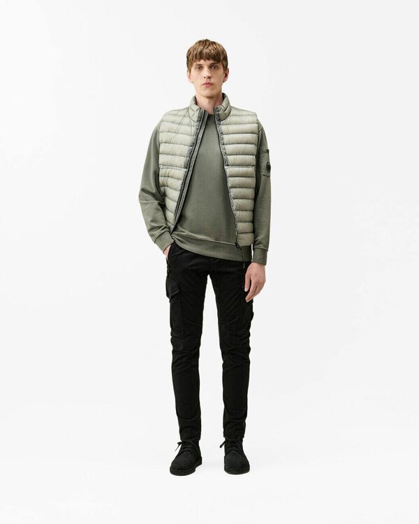 C.P. Company Lens Brushed And Emerised Diagonal Fleece Crew Neck Mens Sweatshirt - Castor Grey 950