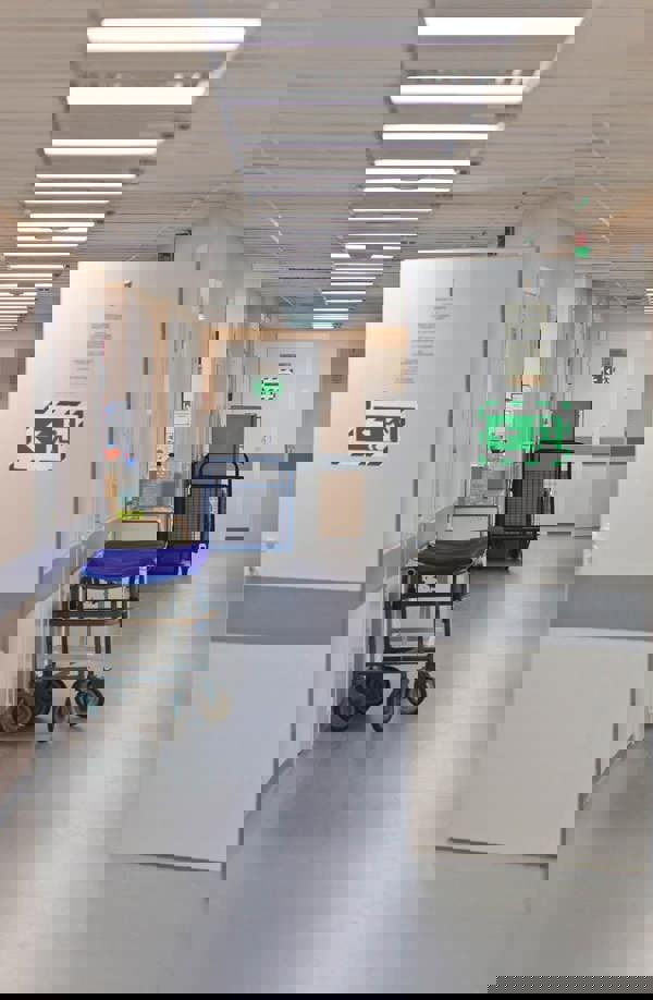 Durable DURAFRAME Adhesive Magnetic Hazard Frame | 2 Pack | A4 Green & White