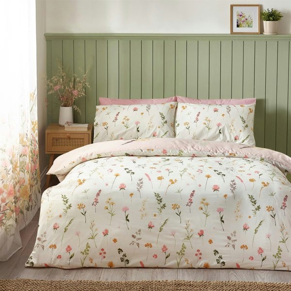 Catherine Lansfield Countryside Floral Pink Duvet Cover Set
