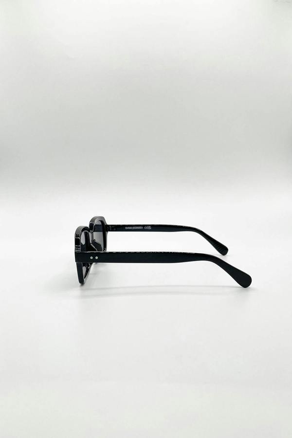 SVNX Bold Square Sunglasses In Black