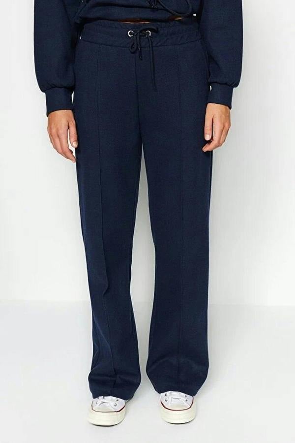 WOVCOR Wide Knit Jogger with Ribbed Detail and Pockets