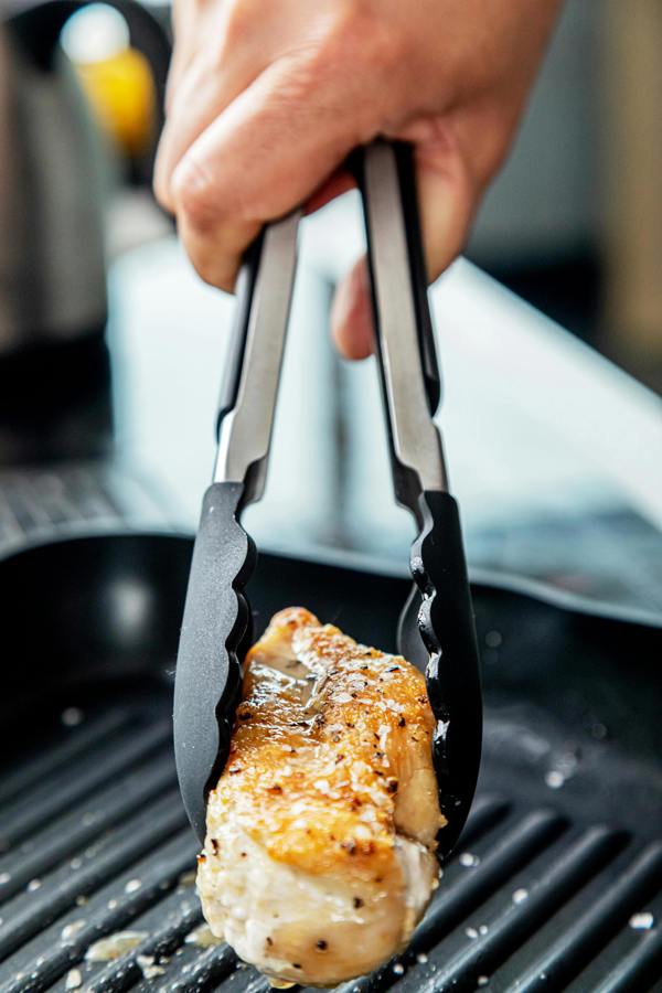 KitchenAid Silicone-Tipped Side-Locking Tongs, 23cm