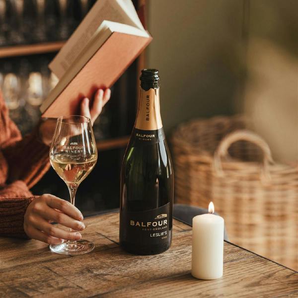 Balfour Leslie's Gold NV 75cl — Extra Dry English Sparkling Wine