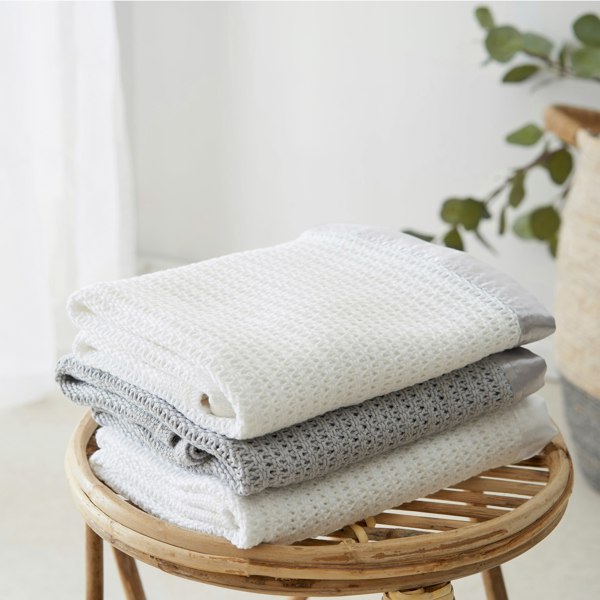 Luxury Organic Baby Blanket with Satin Edging – White & Grey - The Tiny Bed Company™