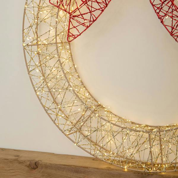 Samuel Alexander 70cm Light Up Christmas Wreath with 750 Warm White LEDs, Timer & Red Bow