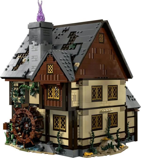 LEGO Ideas Disney Hocus Pocus: The Sanderson Sisters Witches House 21341