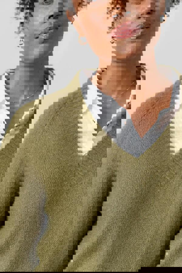 Lily & Me Woodchester V-Neck Boxy Knit Jumper Moss