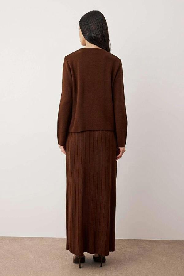 WOVCOR 2-Piece Buttoned Skirt and Knit Top and Bottom Set