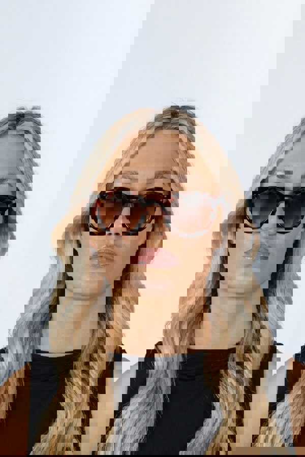 SVNX Bold Rounded Sunglasses in Tortoiseshell