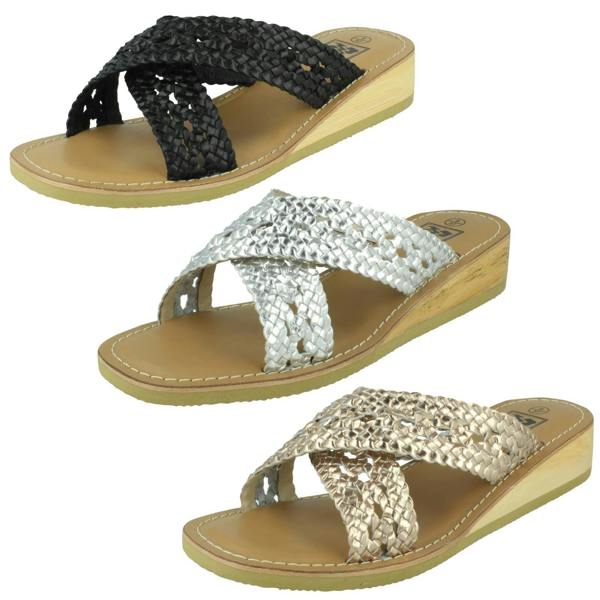 Down to Earth Ladies Down To Earth Low Wedge Leather X Strap Mule Sandal F00430