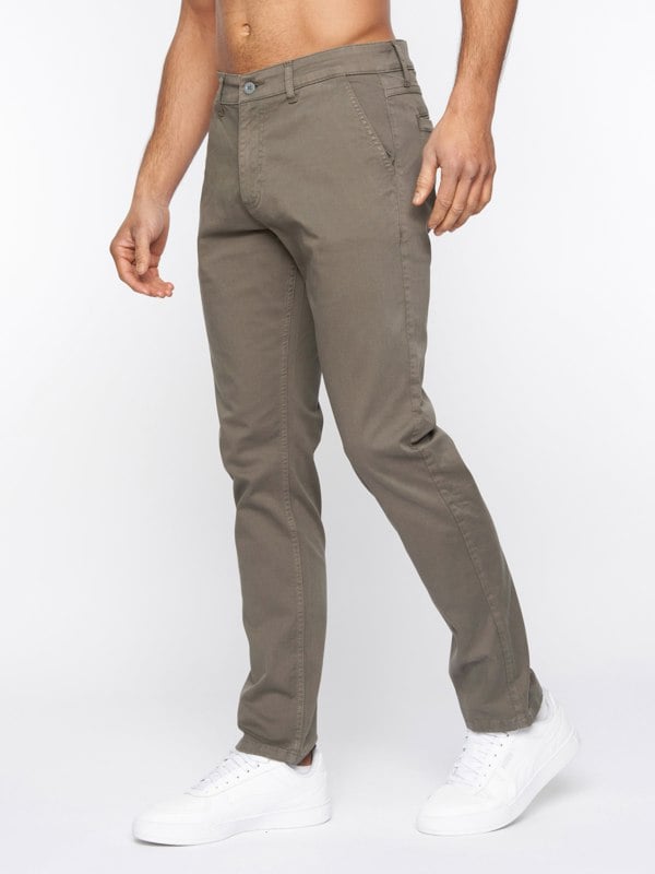 Duck and Cover Moretor Chinos Olive