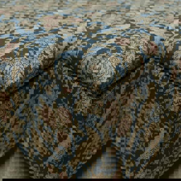 Handcrafted Multi - functional Living Room Centerpiece - ISTOOLS