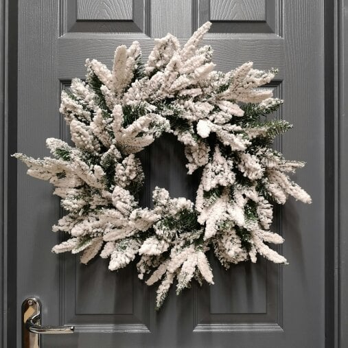 Samuel Alexander Premier 50cm Lapland Flocked Wreath with PE and PVC Tips
