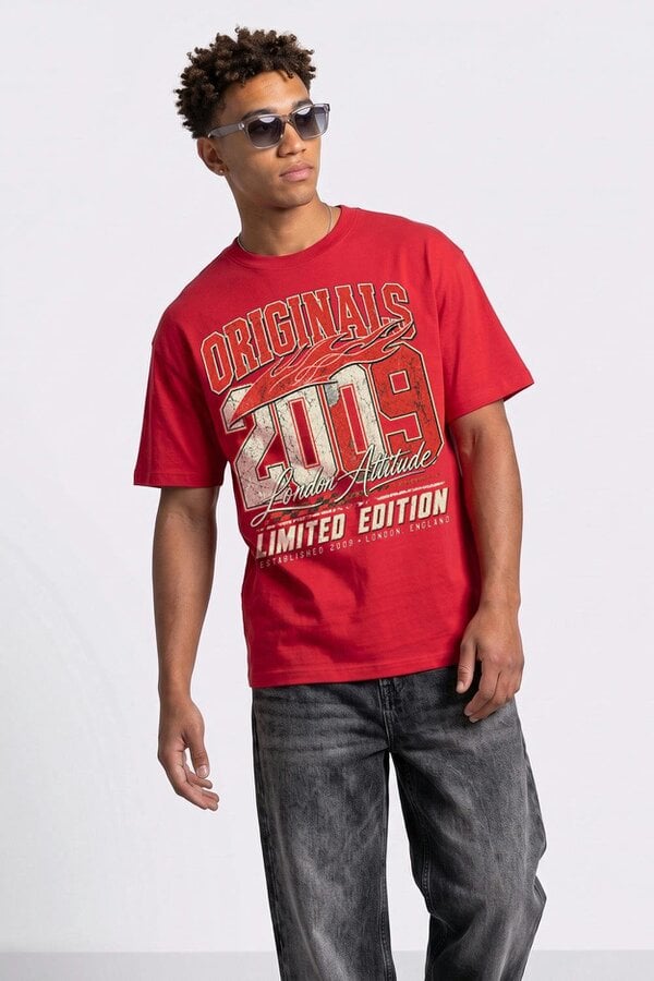 London Attitude Originals 2009 Oversized Heavyweight Graphic T-Shirt - Red