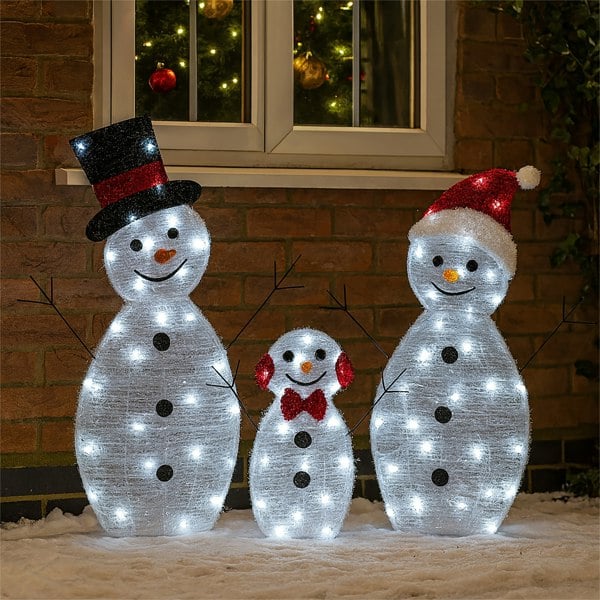 Xmas Haus Set of 3 Festive Snowmen 210 Led