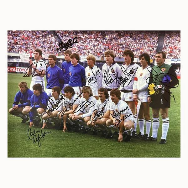 Aston Villa signed 1982 European Cup Final team photo signed by 7 — Unframed