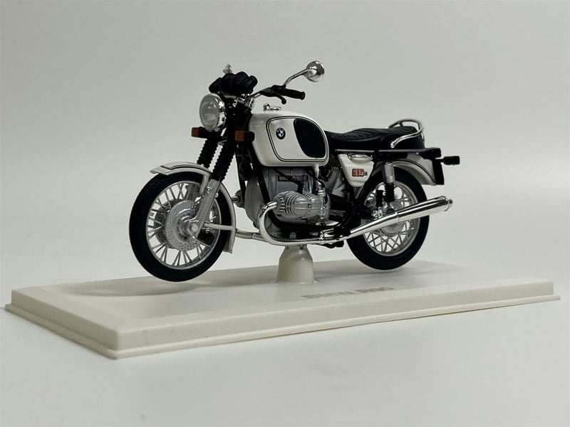 Norev BMW R90/6 1974 White Motorbike 1:18 Scale - 182036