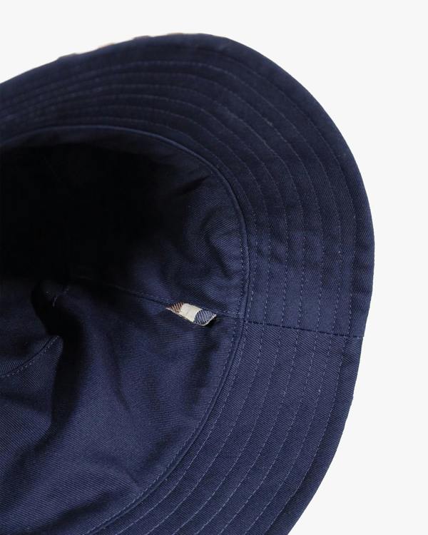 Aquascutum Mens Reversible Cotton Bucket Hat - Club Check 28