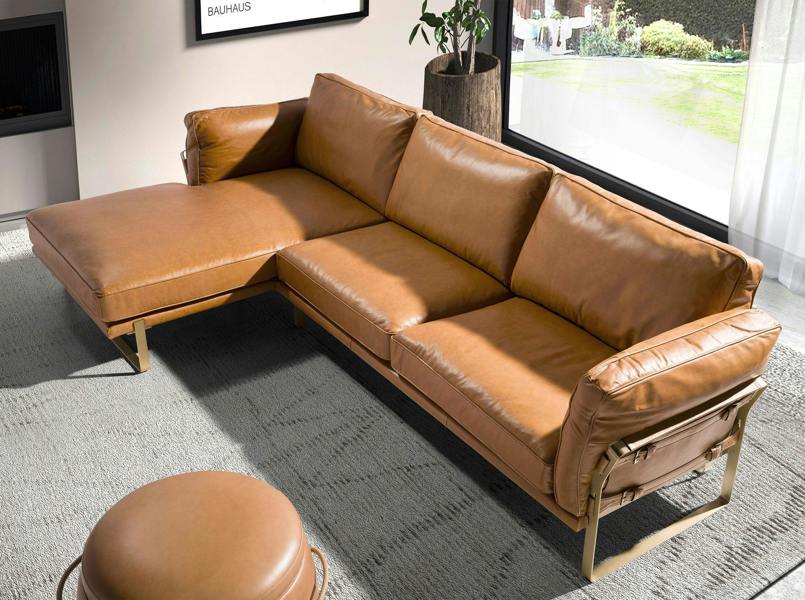 Angel Cerdá Corner sofa in camel leather 6231/6232