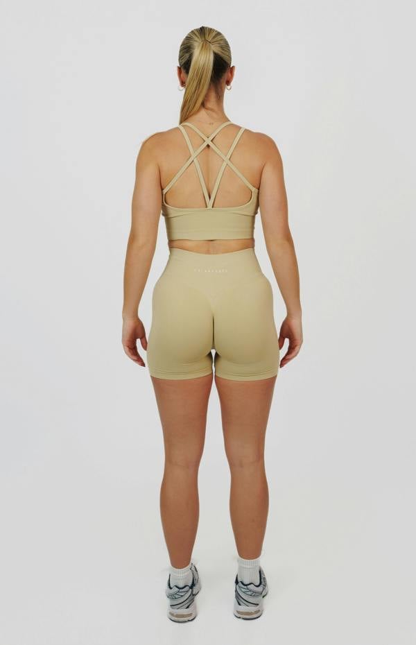 V3 Apparel Form Seamless Scrunch Shorts & Sports Bra Set - Light Camel