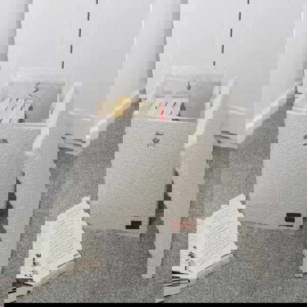 JVL Shiro Boucle Foldable Fabric Storage Cube with Lid for Home Organisation, White