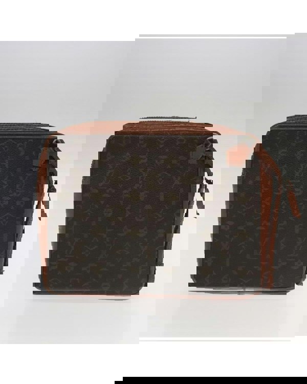 221867961.jpg