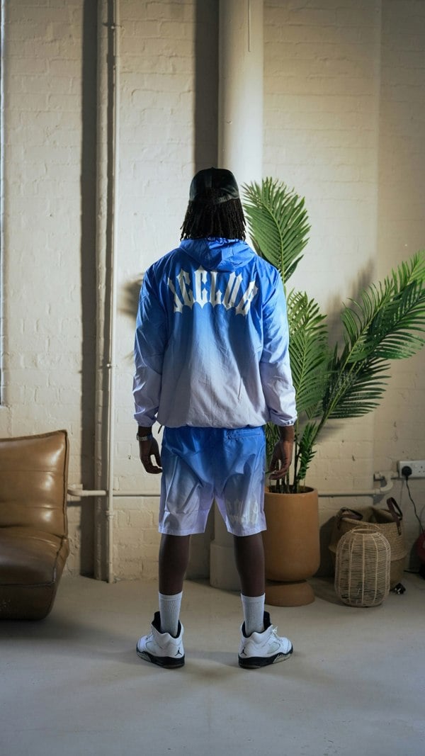 JCCLUB Gradient Windbreaker Top