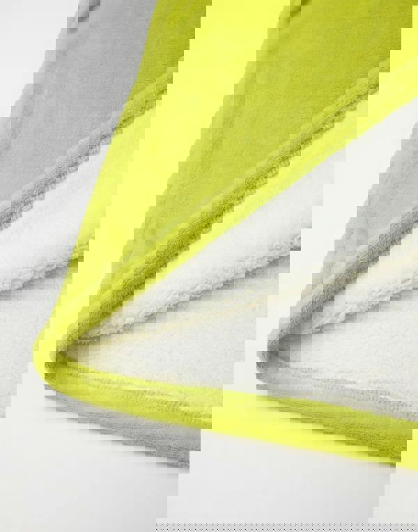 Shrek Unisex Green Character Face Blanket Hoodie (One Size)