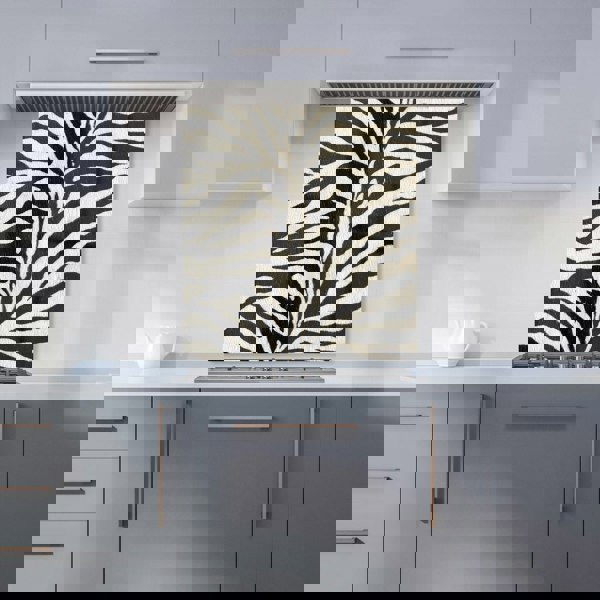 Warren Reed - Designer White Tiger Print Kitchen Splashback