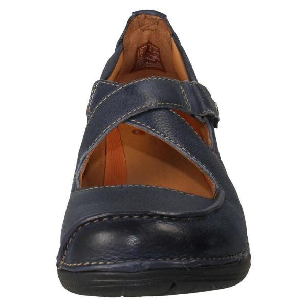 Clarks Ladies Unstructured by Clarks Hook and Loop Casual Shoes Un Loop Strap