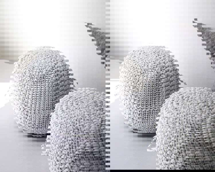 Crocheted ottoman LIGHT GREY - Zuri House