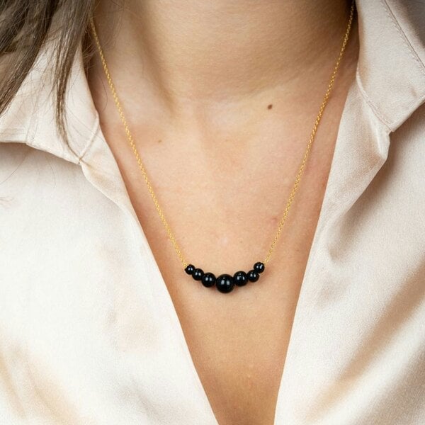 The Colourful Aura Black Round Large Pearl Simple Long Elegant Pendant Necklace Set
