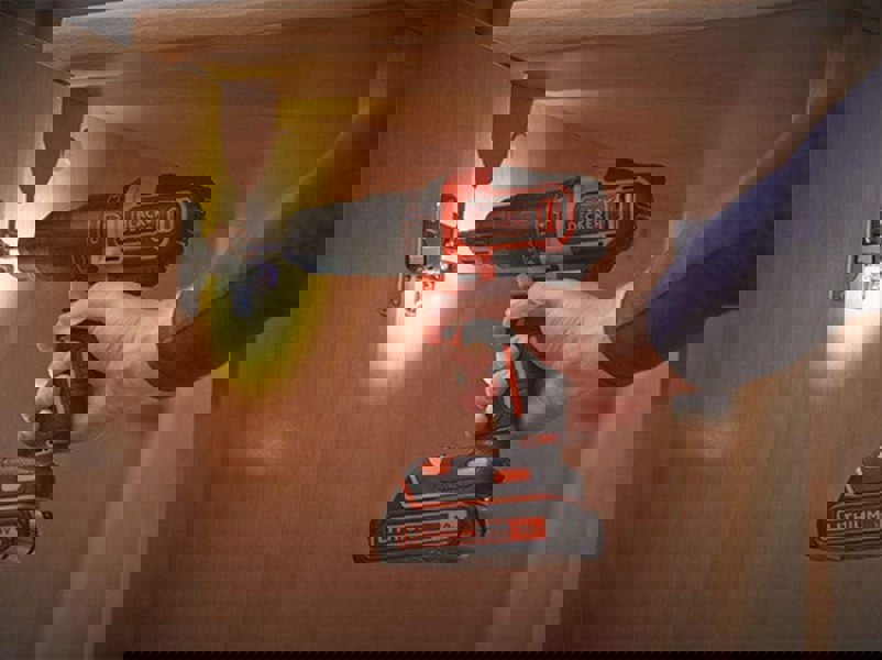 Black & Decker BCD700S2AFC-GB Cordless Hammer Drill with 2 x 18V Batteries