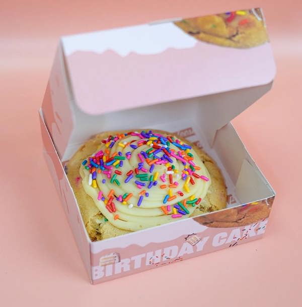 Pleese Birthday Cake Cookie