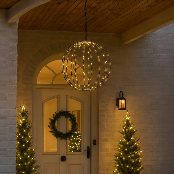 Xmas Haus 40cm 180 Warm White Led  Black plastic ball