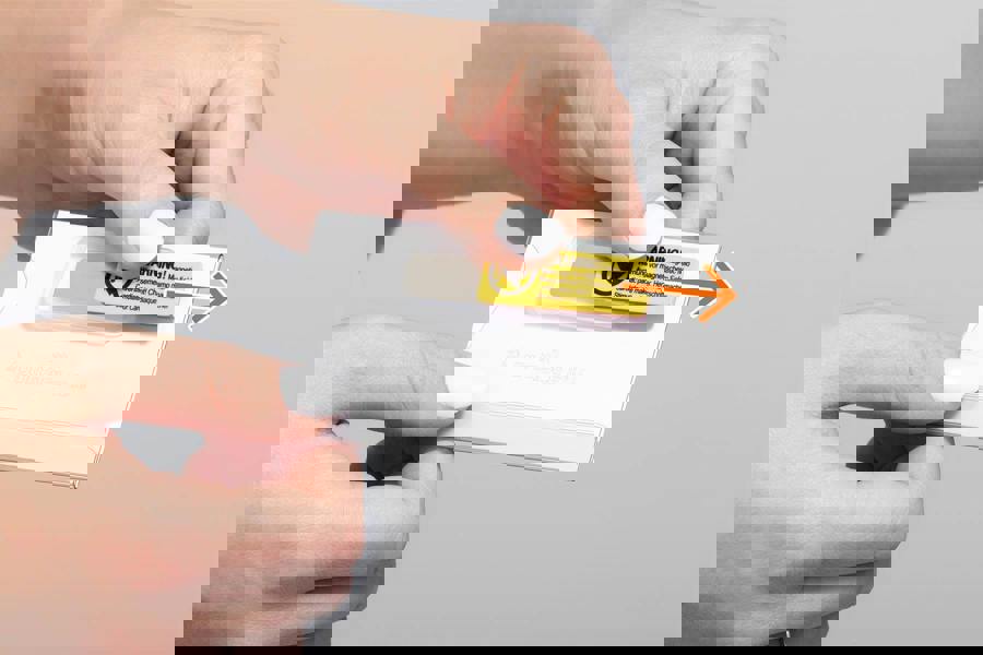 Durable CLICK FOLD Magnet Name Tag Badge Holders | 25 Pack | 54 x 90mm