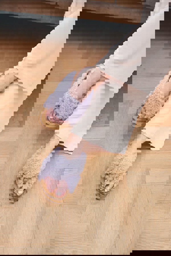 Lilly Cross Slipper Light Grey