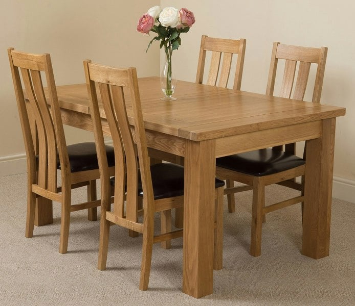 That's Furniture Seattle Oak Extending Dining Table with Princeton Oak Chairs
