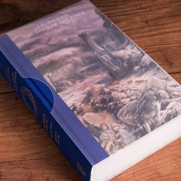 The Lord of the Rings: The Classic Bestselling Fantasy Novel by J. R. R. Tolkien