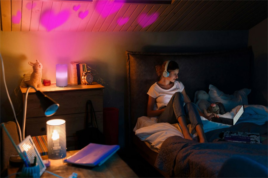 St Helens LED Candle projector (Pink Love)