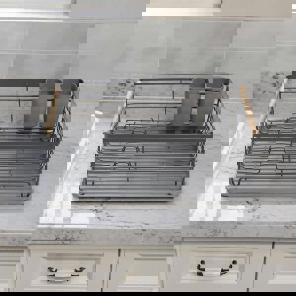 Living and Home Kitchen Metal Dish Drainer Rack Organizer Sink with Removable Drip Tray