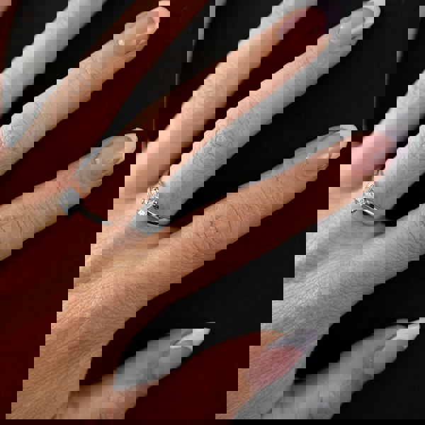 Starbright Silver 6mm Four Claw Round Cubic Zirconia Ring R6025(6M) 3A