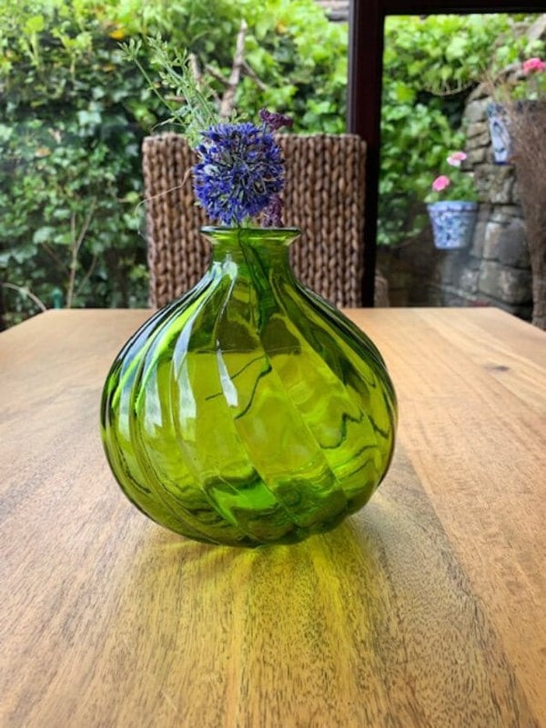 Verano-Recycled-Glass-Ola-Round-Vase-Green-Lifestyle