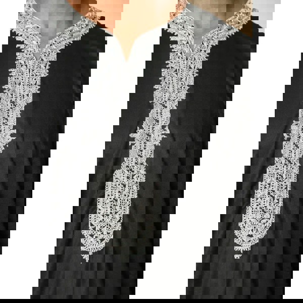 HM62_thobe_Black-Silver_52, HM62_thobe_Black-Silver_54, HM62_thobe_Black-Silver_56, HM62_thobe_Black-Silver_58, HM62_thobe_Black-Silver_60, HM62_thobe_Black-Silver_62