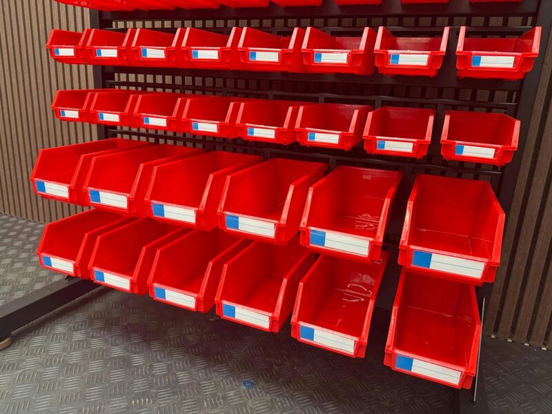Rock Machinery Rock RT-050 Workshop consumables rack with boxes