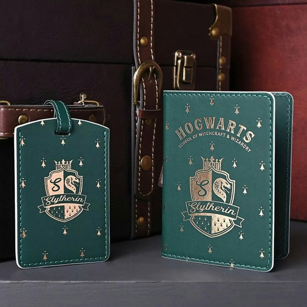 T. H. Baker Harry Potter Slytherin Passport And Luggage Tag Accessory Set WB277