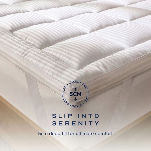 Snuggledown Luxurious Hotel 5cm Mattress Topper